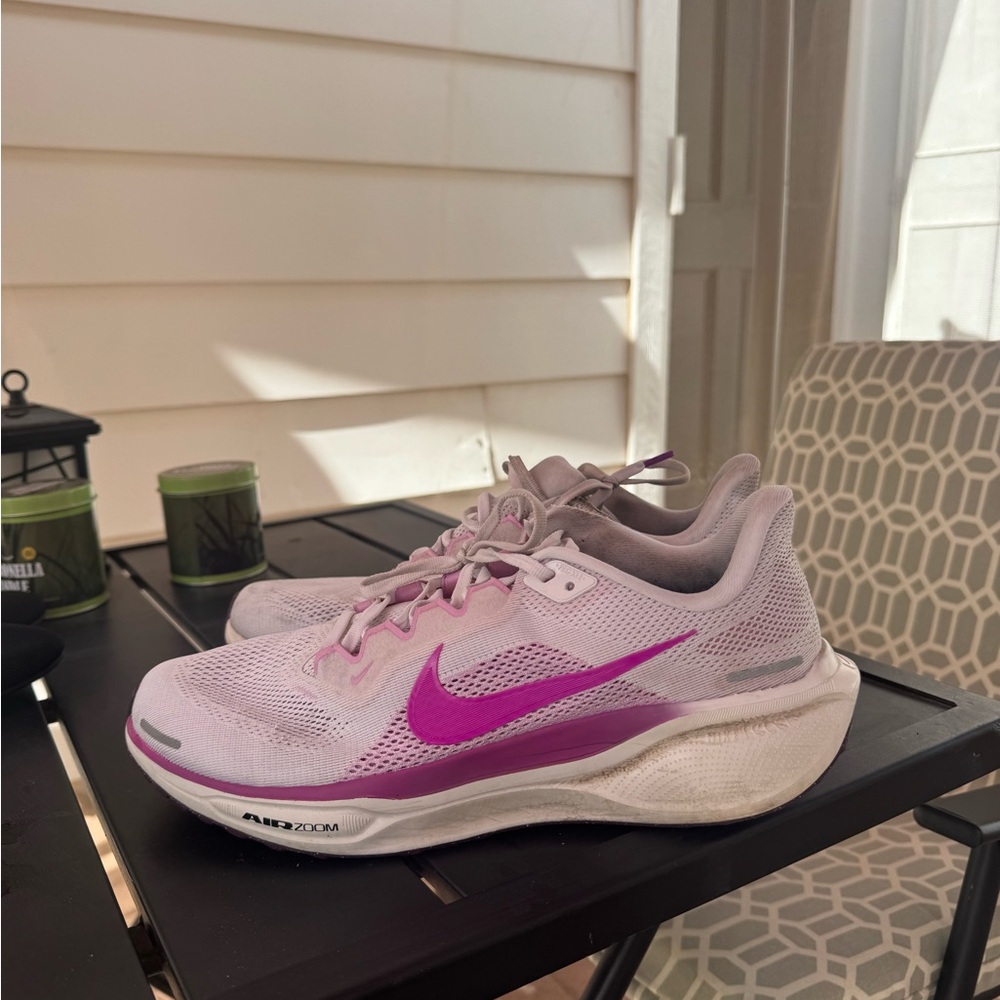 Nike Pegasus 41 White/Pink US Women’s 12 / Men’s 10.5